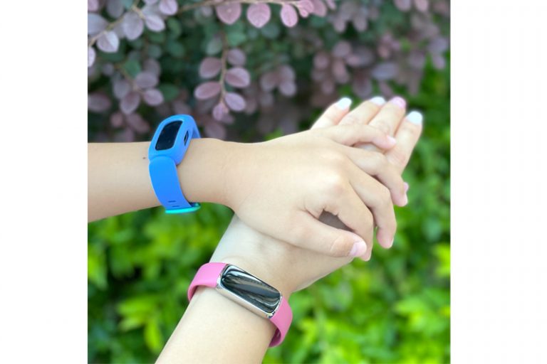 智能運動手錶推薦-Fitbit-ace-3-親子手錶
